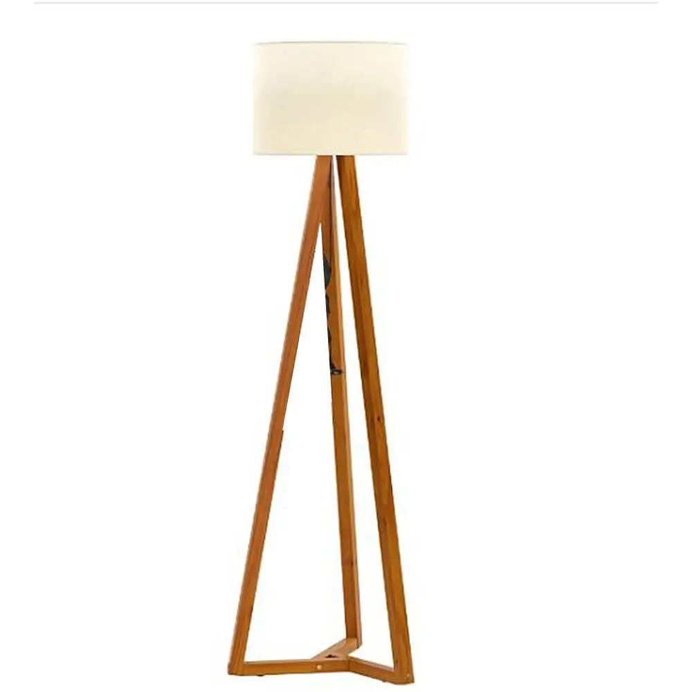 LUMINÁRIA DE CHÃO CLASSIC COM PÉS DE MADEIRA TEBARROT COR OFF WHITE NATURE