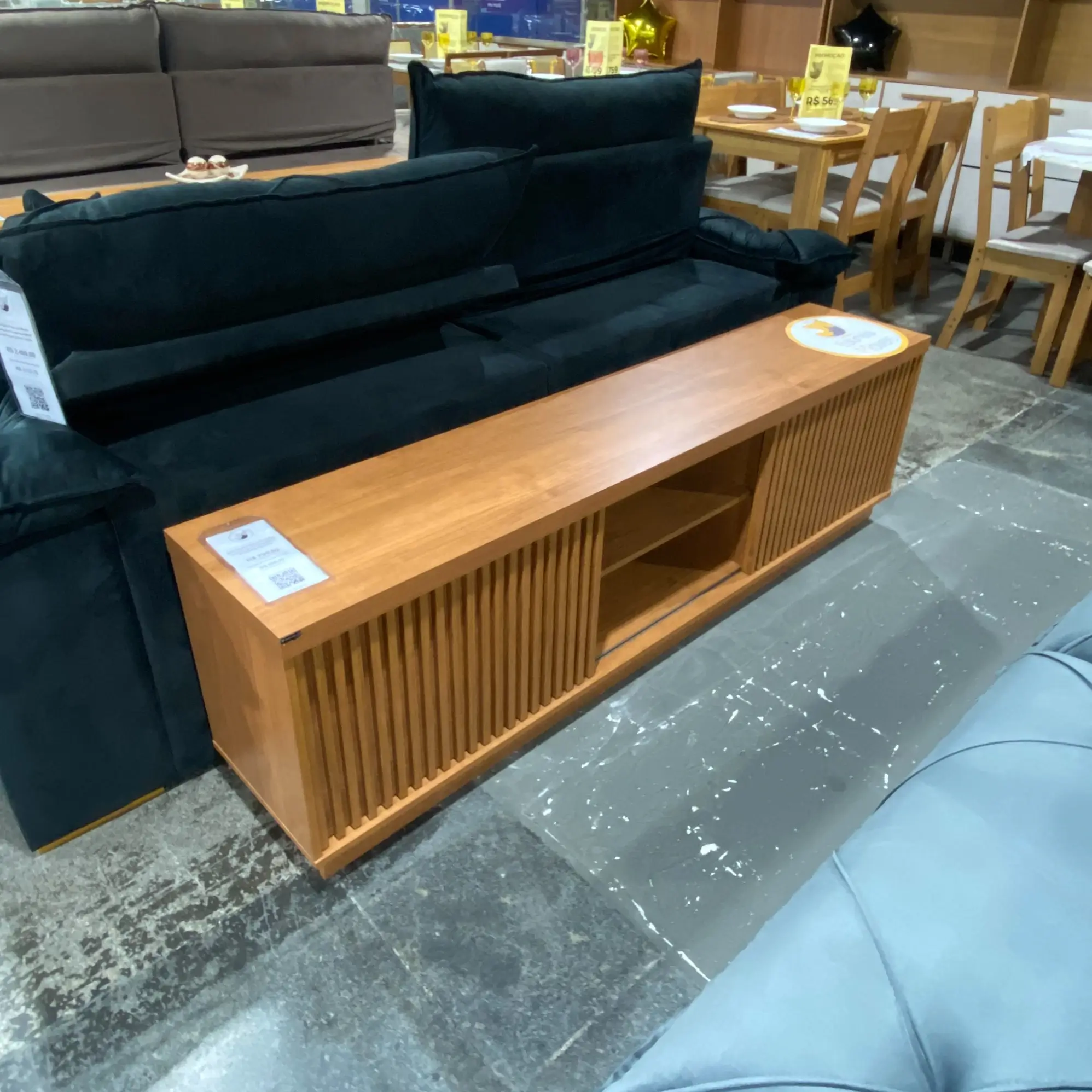 Rack Arezzo Mavaular 220cm para Tv Até 75 Polegadas 2 Portas - Imagem 4