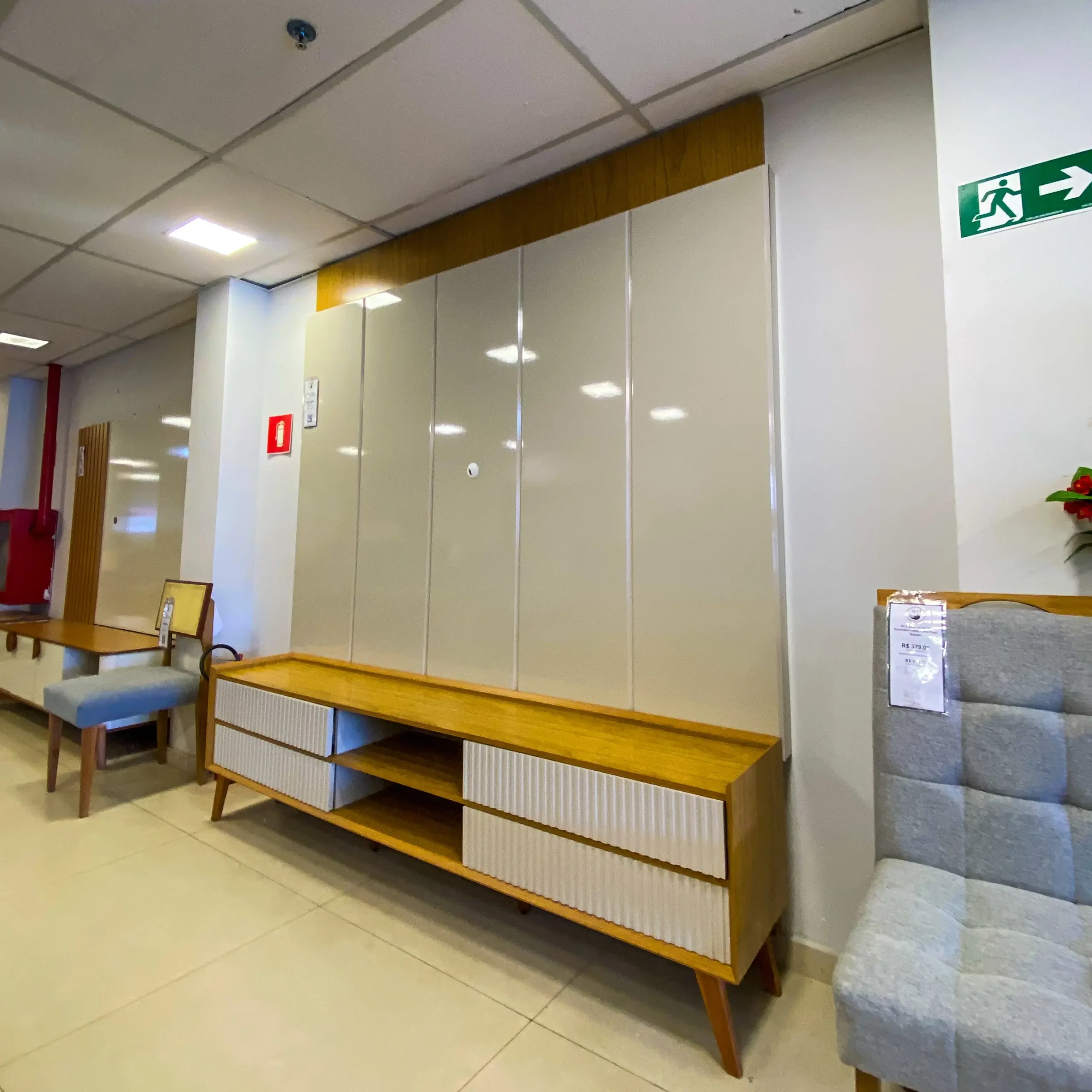 Rack com Painel Magnifico para Tv Até 75 Polegadas com Led e 4 Gavetas Gelius - Imagem 3