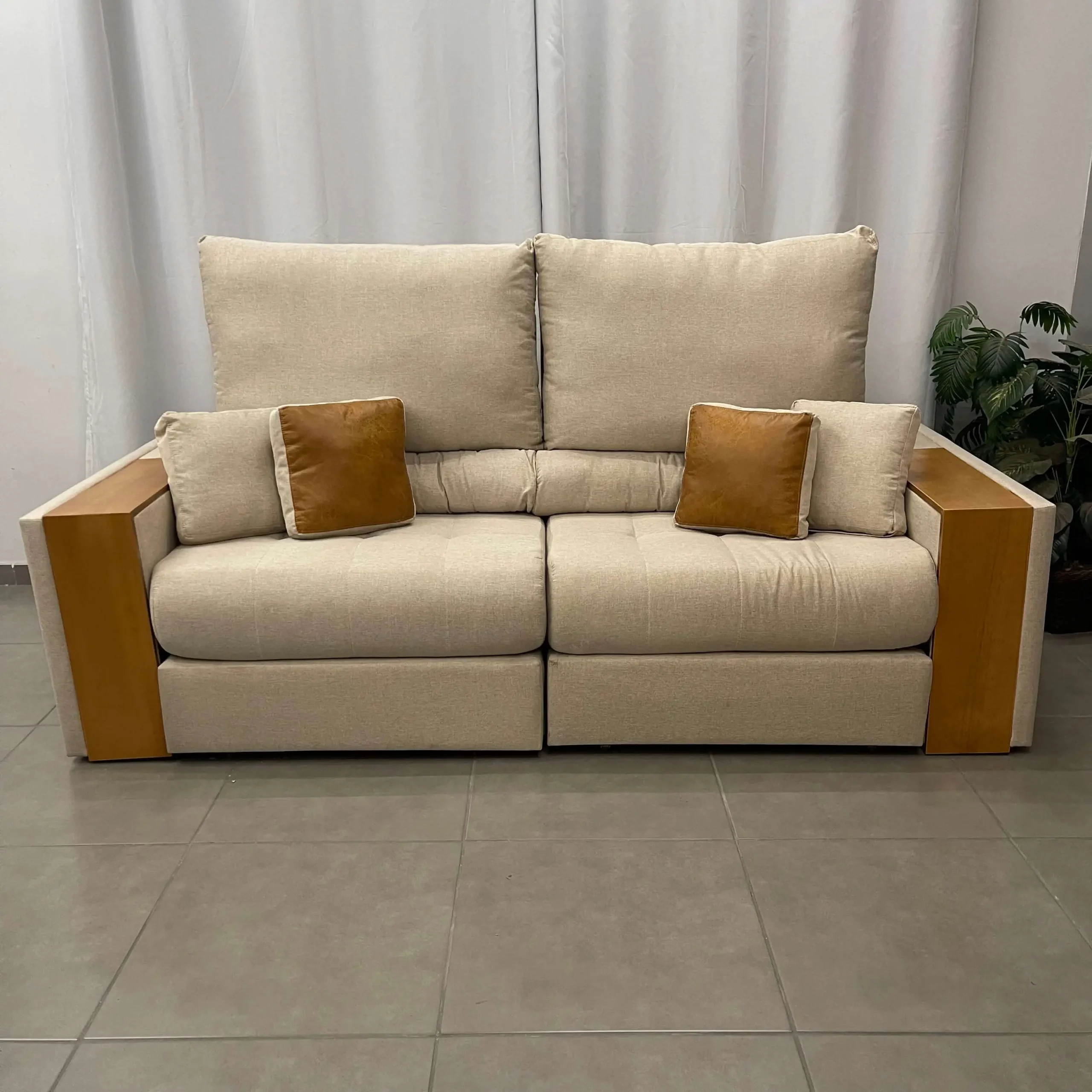 Sofá Sorrento 4 Lugares Retrátil e Reclinável Tecido Linho 230cm Innove - Imagem 3