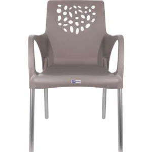 Poltrona Deluxe com Pés de Alumínio Forte Plástico