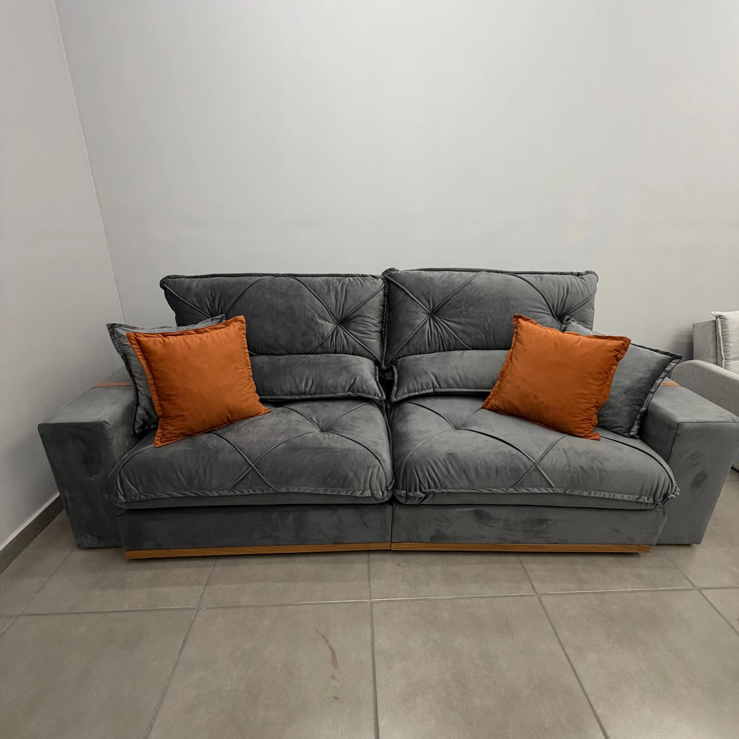 Sofá Gran Best em Veludo 4 Lugares Retrátil e Reclinável 250cm Aifos - Imagem 6