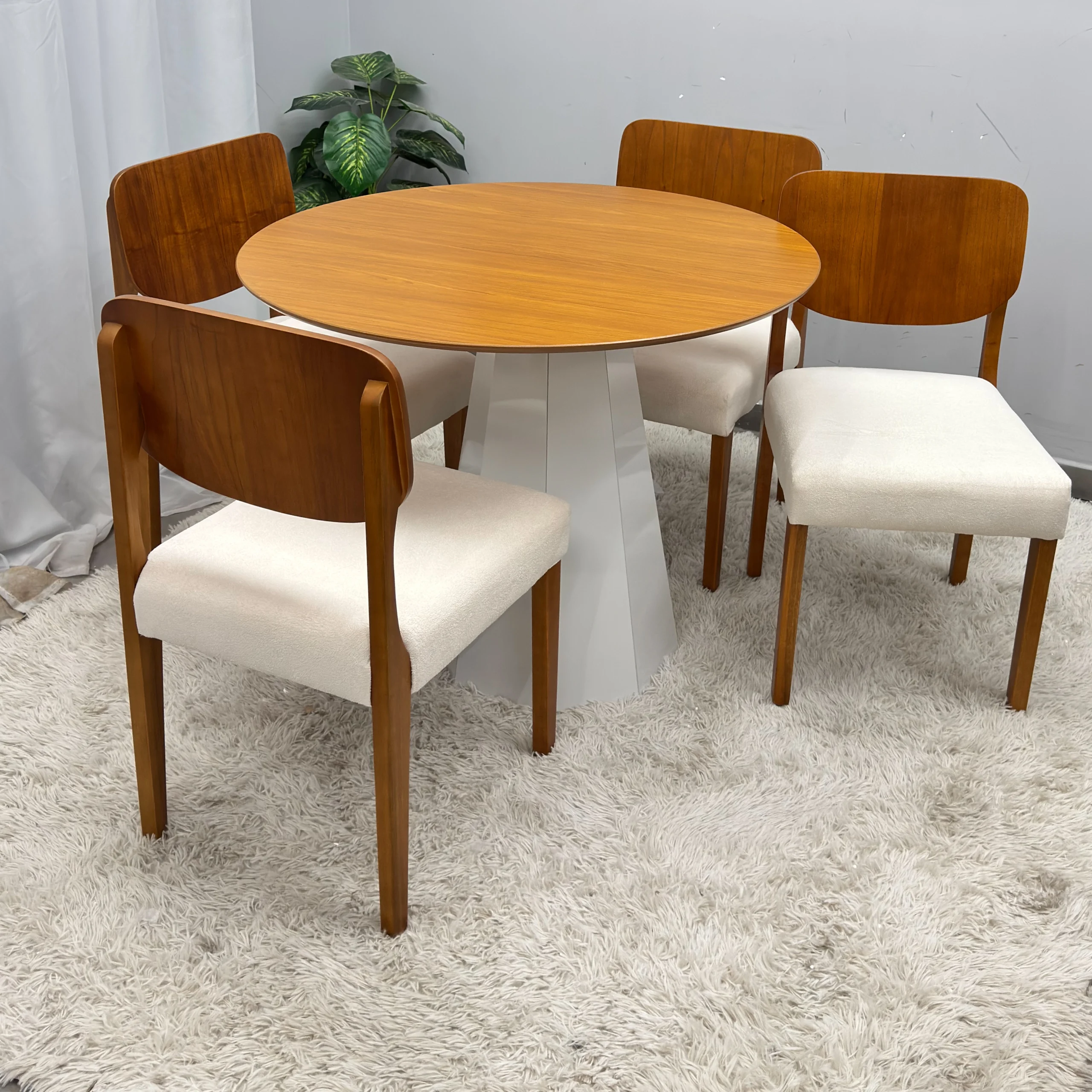 Mesa de Jantar Isis Sem Vidro Redonda 100cm e 4 Cadeiras Barcelona em Linho Madeira New Ceval - Imagem 3