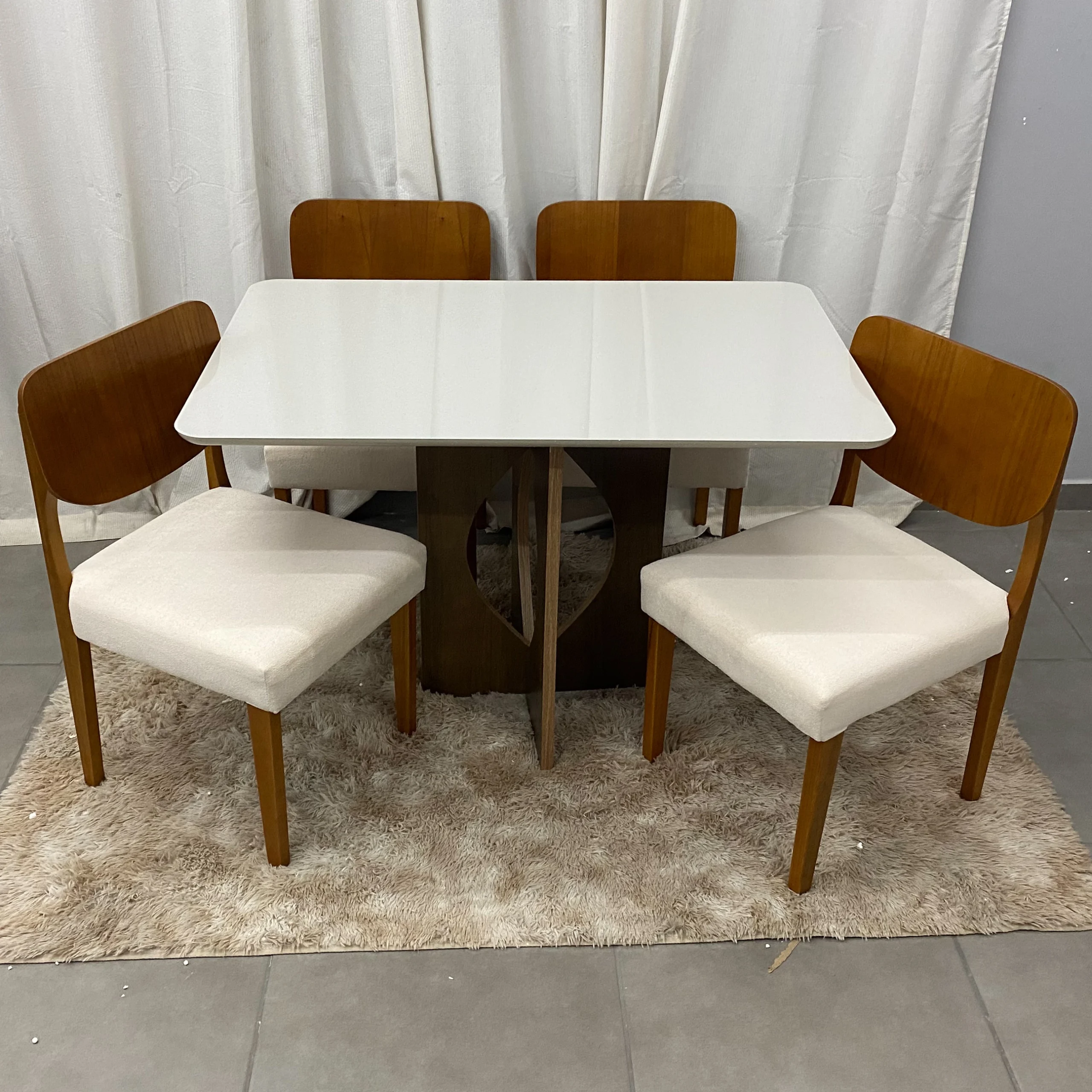 Mesa de Jantar Madrid 120x80cm com 4 Cadeiras Barcelona em Linho Madeira Minas Plac - Imagem 3