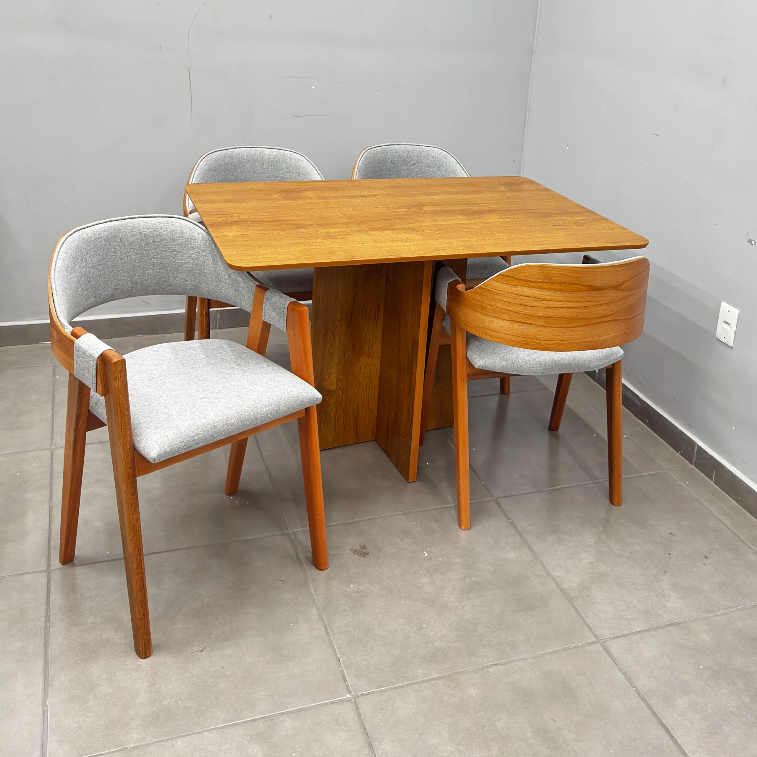 Mesa de Jantar Salina 120x80cm Sem Vidro com 4 Cadeiras Perola em Linho Madeira Cel Móveis - Imagem 3