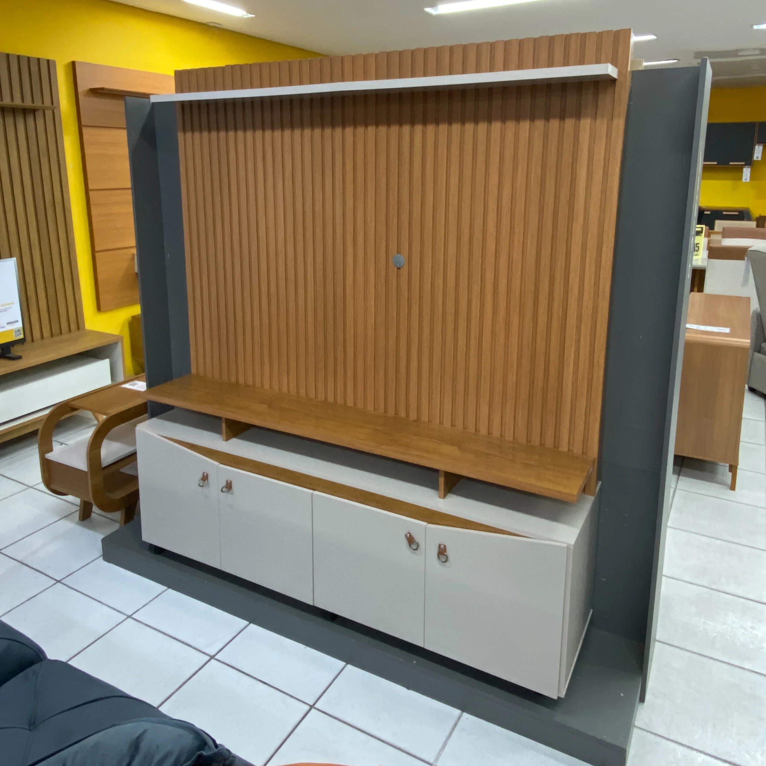 Estante Conceito Home para Tv Até 65 Polegadas 4 Portas Ripado Jcm - Imagem 3